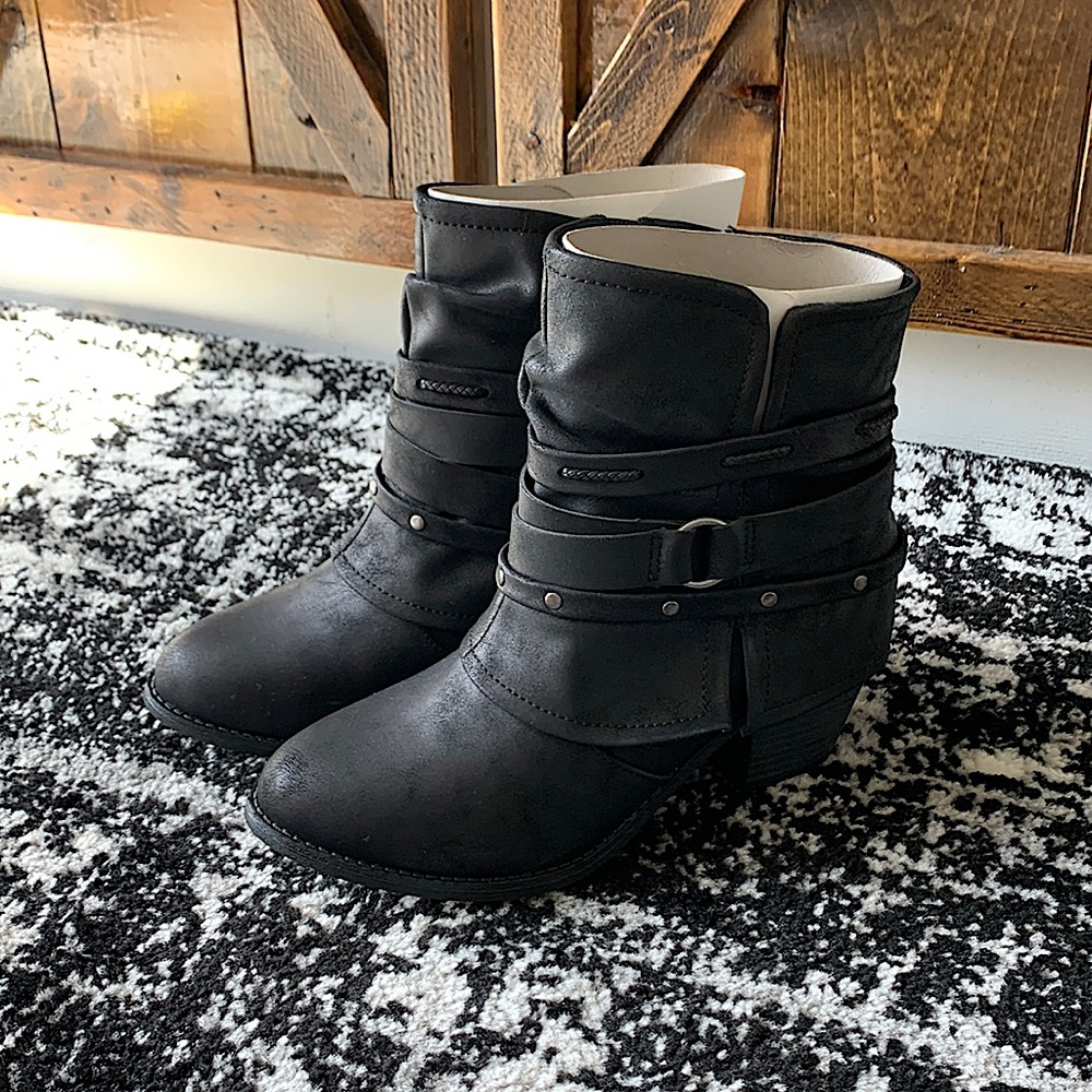 Black Booties
